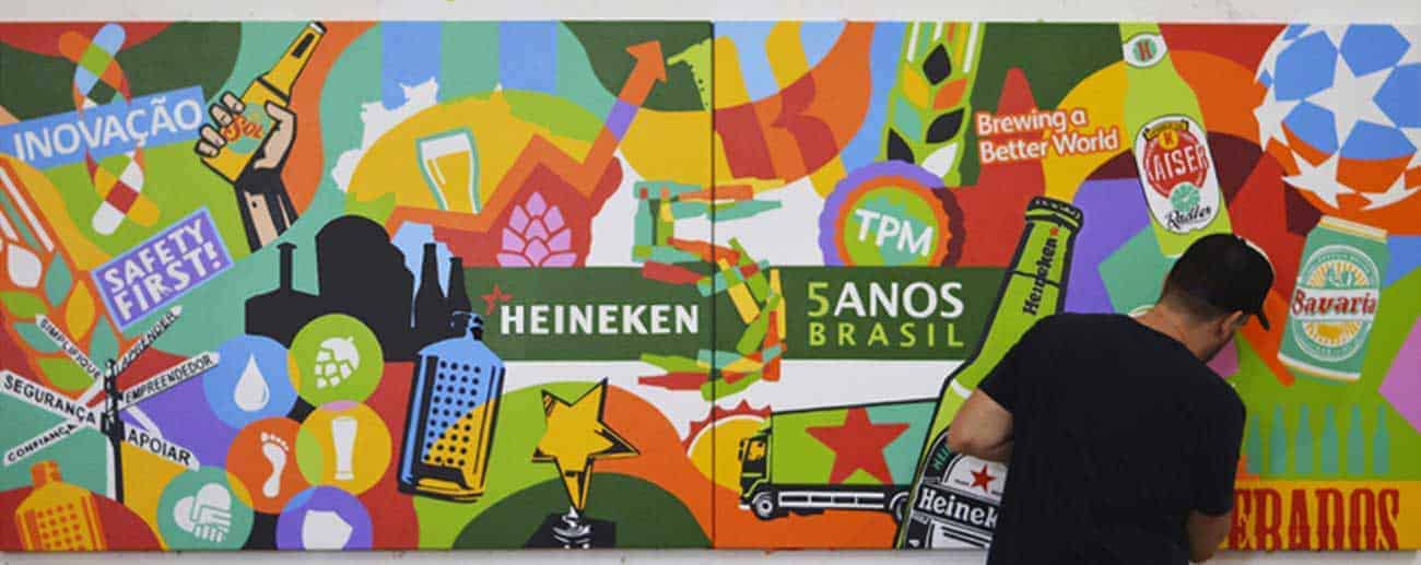 Pop artist makes art for Heineken