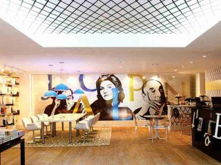 Bookstore of “Livraria Saraiva” with Lobo at Casa Cor.